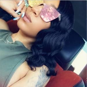 Meet your Posher, Angelica